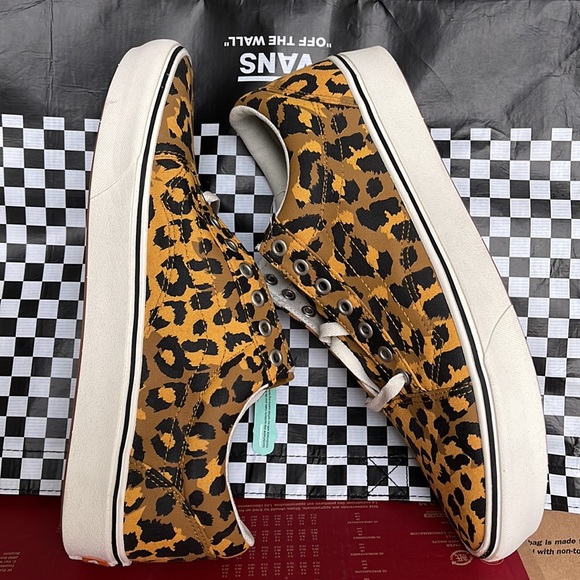 Vans Comfycush Old Skool Leopard Golden Brown /Golden Glow Men’s sneakers - Picture 12 of 16